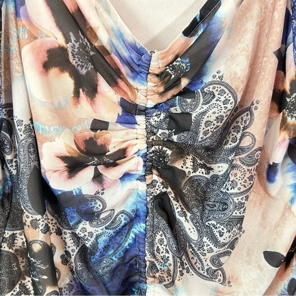 Boston proper Ruched Front Long Sleeve Blouse size Large - Picture 2 of 5